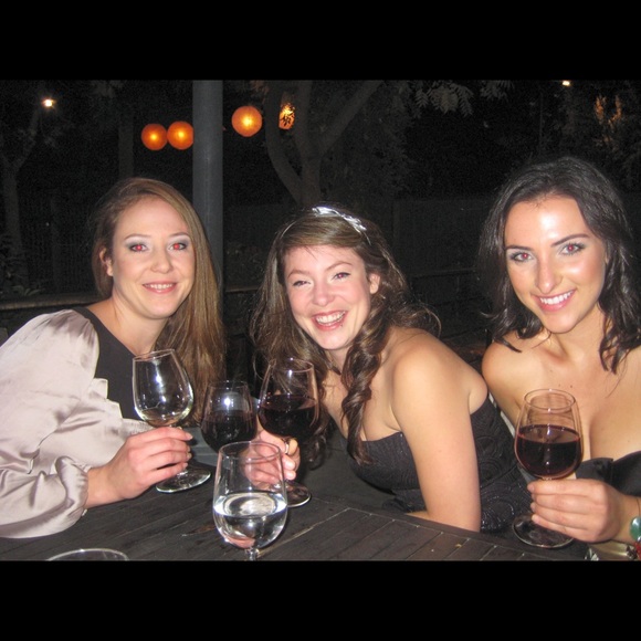 Meet your Posher, Valerie - Picture 6 of 7